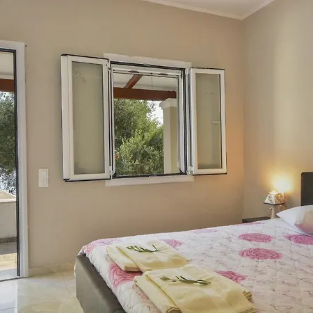 Deja Blue House Holiday home Kato Spilaion
